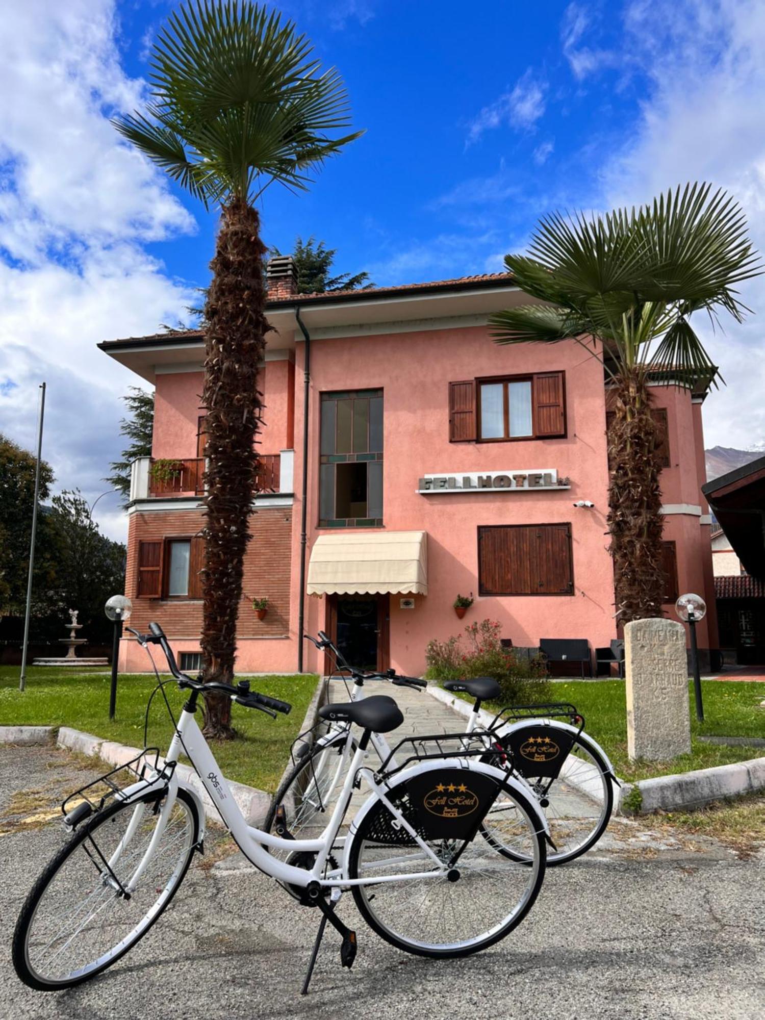 Fell Hotel Susa Exterior foto